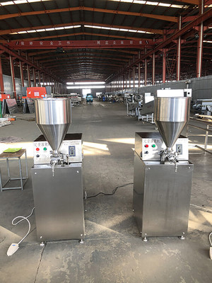 诚达虾滑塞肉机与鸡肉滑定量灌装设备 精准克数控制背后的机械研发创新