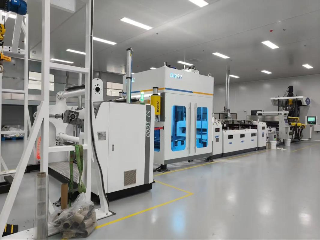 杰伟机械 热成型吸塑与挤出生产设备装机现场纪实