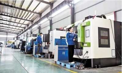 协同发展推动产业转型升级 机械设备研发的新路径